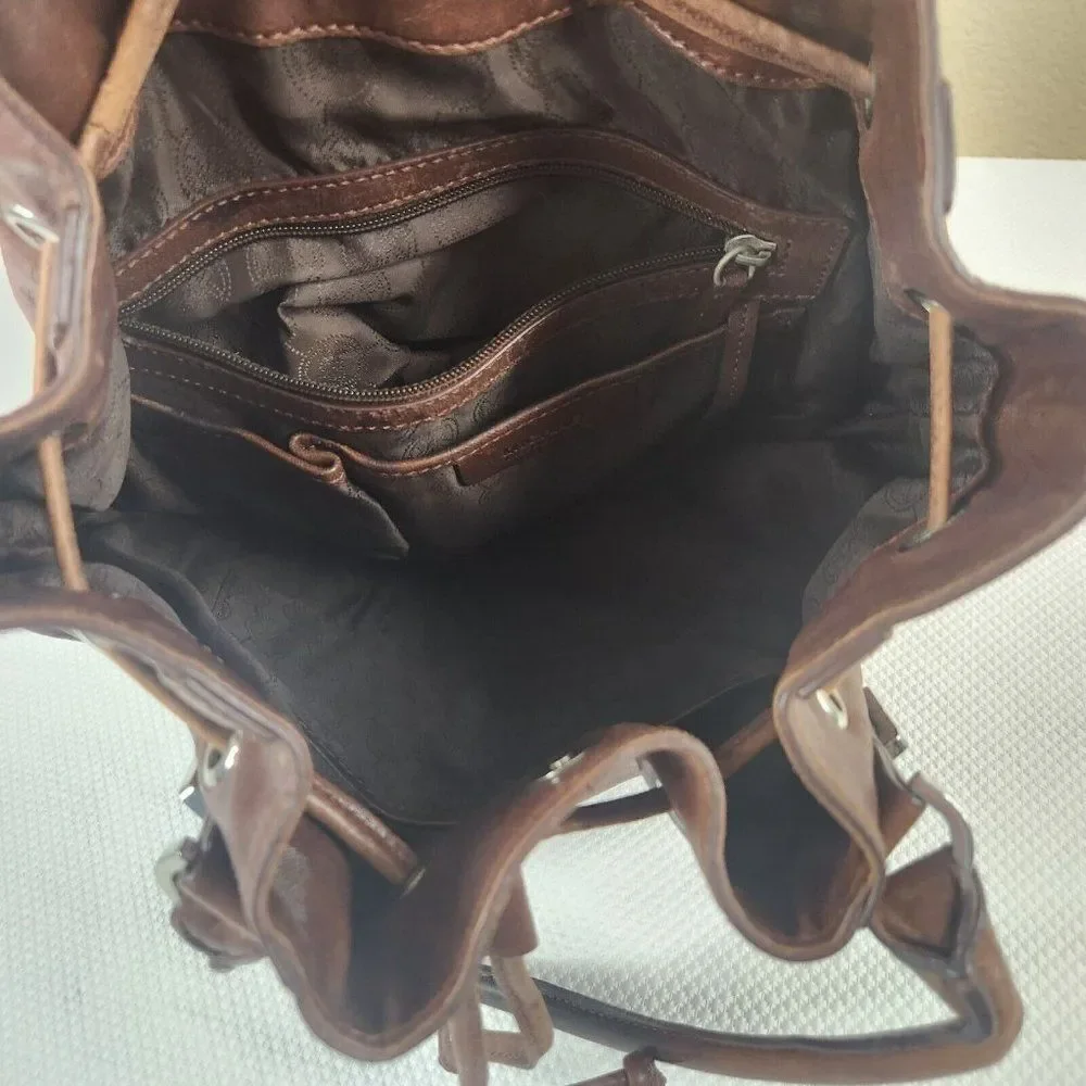 MICHAEL KORS Milo Distressed Leather Large Bucket Handbag Purse Tote - Picture 12 of 13